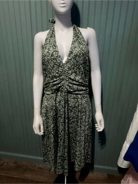 NWOT Halter Green Floral Ruched Waist Dress by HUHOT